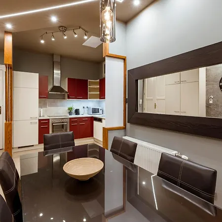 Appartement Andrassy Avenue 24 De Lux *