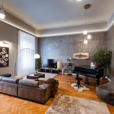 Andrassy Avenue 24 De Lux Appartement *