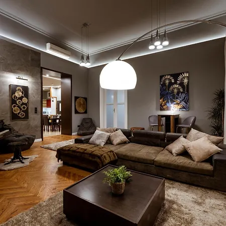 Andrassy Avenue 24 De Lux Apartamento