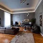 Appartement Andrassy Avenue 24 De Lux *