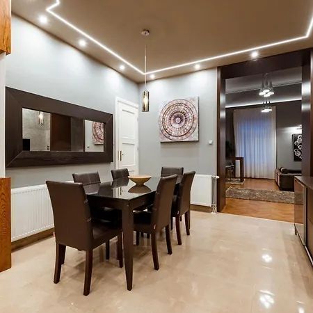 Andrassy Avenue 24 De Lux Apartmán