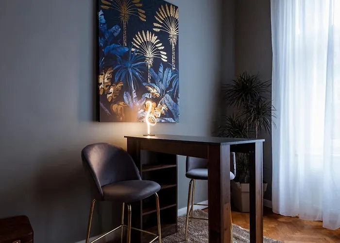 Apartment Andrassy Avenue 24 De Lux Budapest